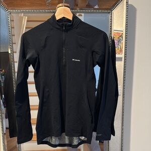 Columbia Black Long Sleeve Zippered Mandarin Collar Top